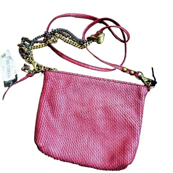 Rhythm and Rhymes Textured Sling Bag Purse Crossbody w/ Heart Charm Red‎ NWT - Picture 8 of 11